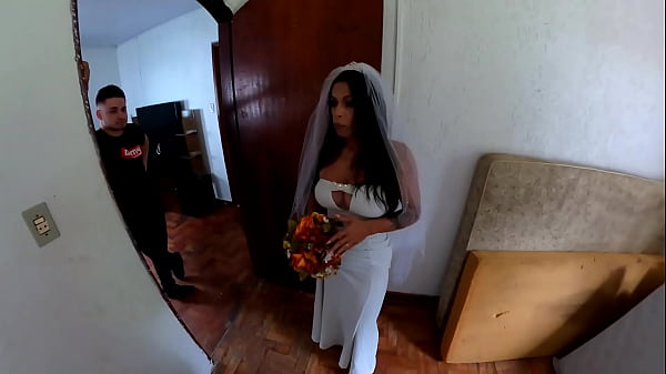 The brunette got married because his dick was huge